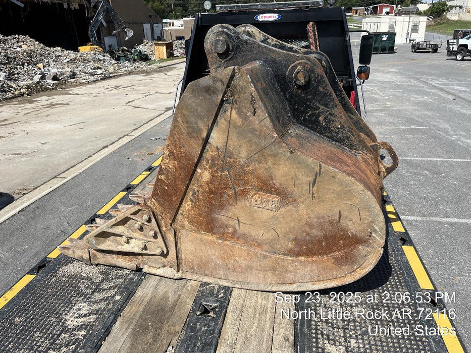 2025 JOHN DEERE 48" Bucket, Excavator 56,000 - 65,000 John Deere