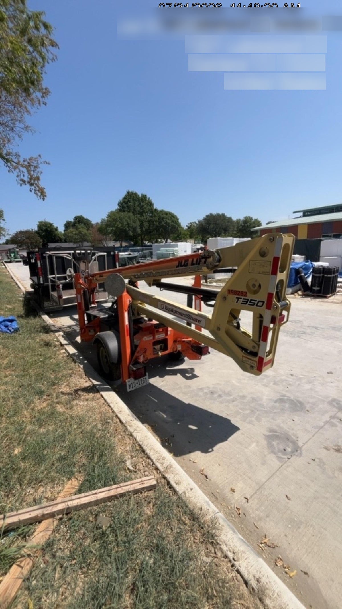 2022 JLG T350