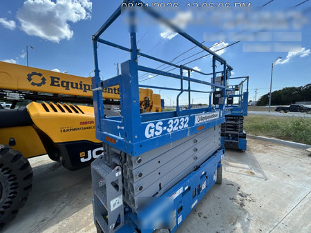 2022 GENIE GS-3232