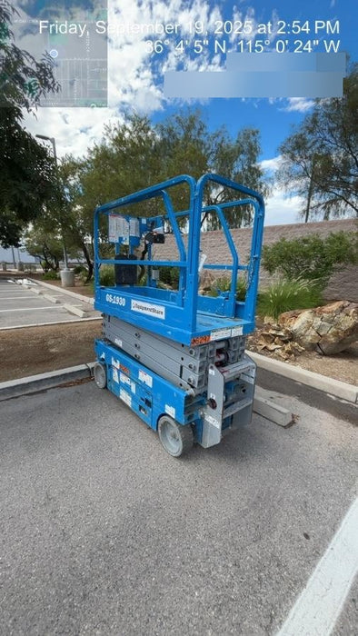 2019 Genie GS-1930 Fixed rails with chain Entry