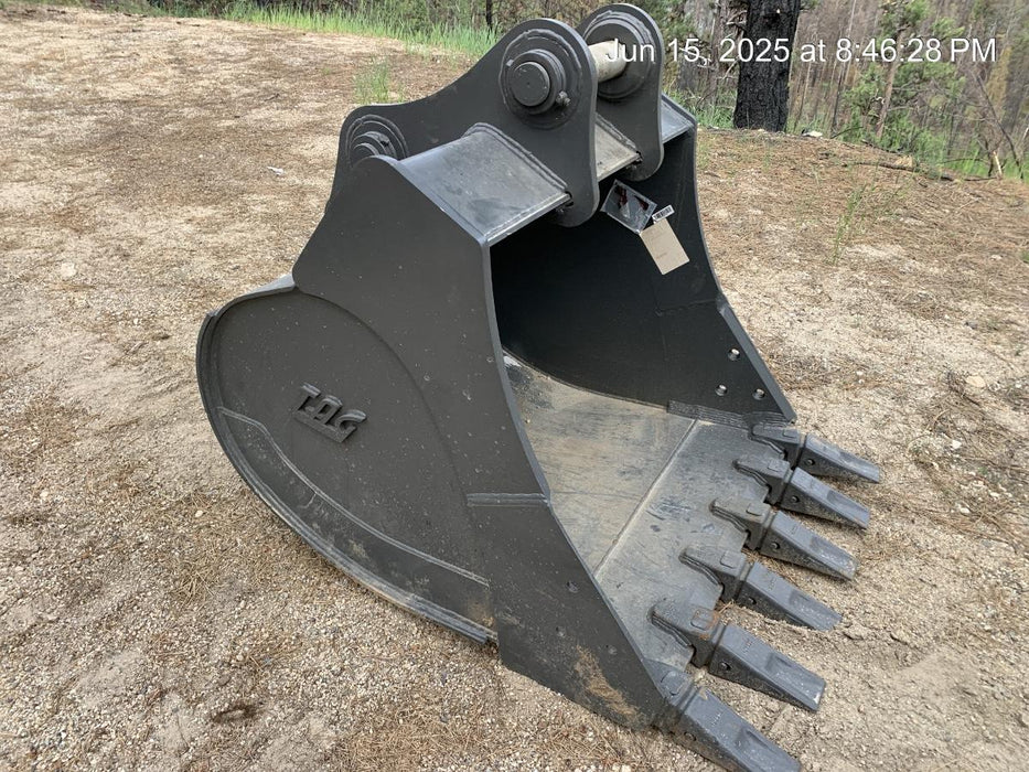 2025 JOHN DEERE 48" Bucket, Excavator 56,000 - 65,000 John Deere