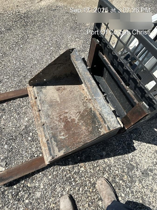 2021 PALADIN 48" Pallet Forks - Paladin