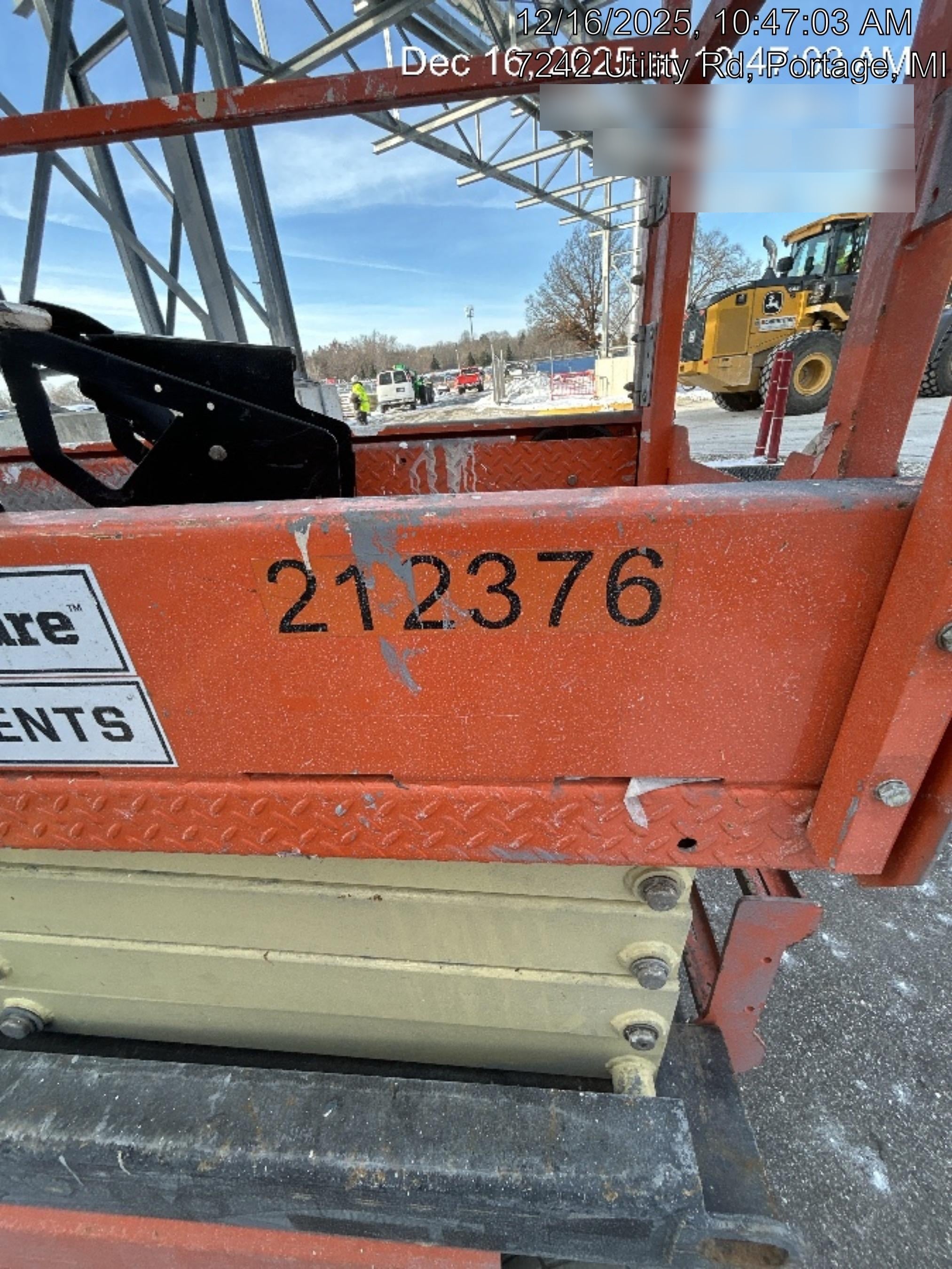 2022 JLG ES1932