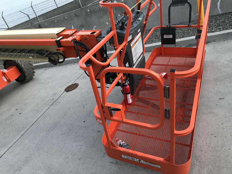 2019 JLG 600S 4WD