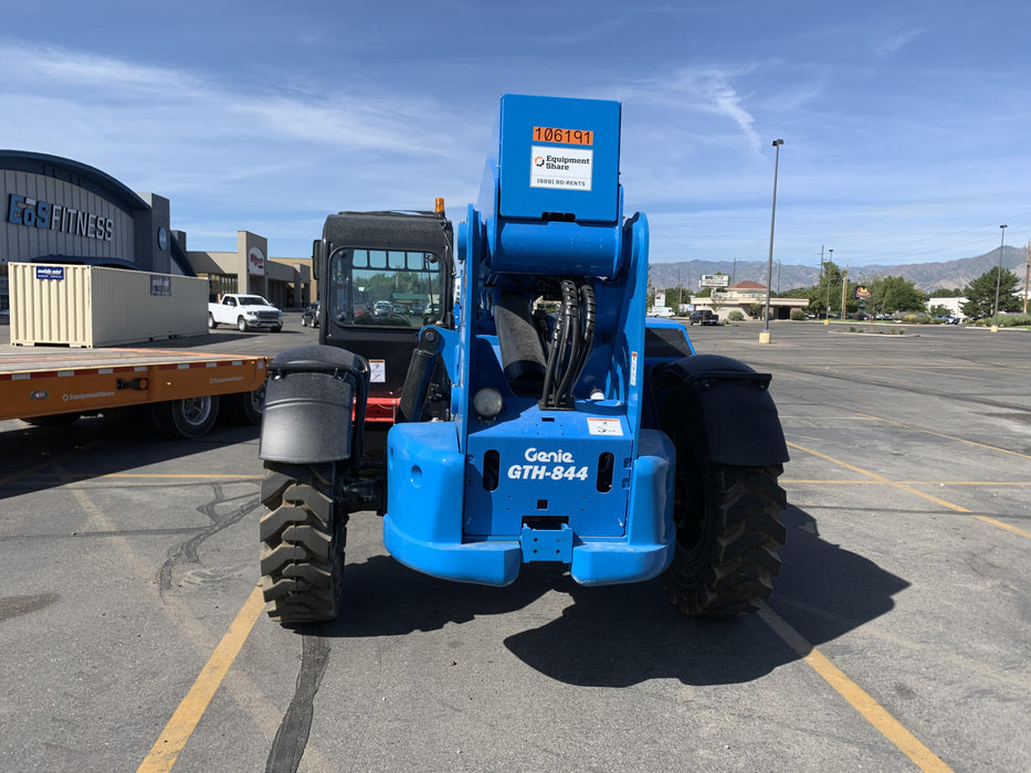 2020 GENIE GTH-844