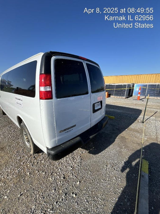 2023 CHEVROLET Express Van - Rental