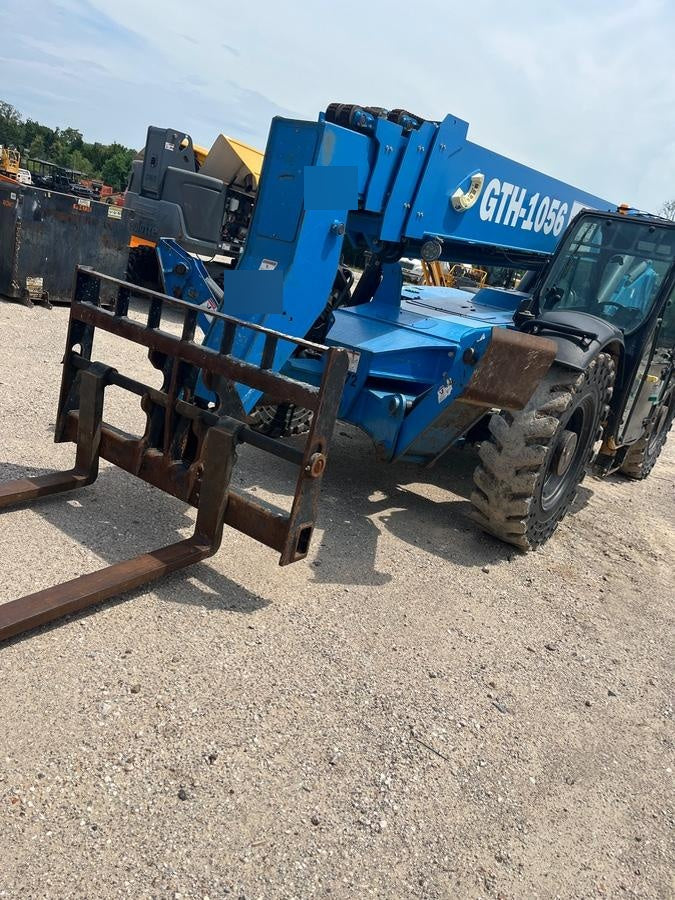 2019 Genie GTH-1056 Cab/Heat/AC, Solid RT Tires, LED Work Lights, Beacon 60" QA Carriage, 60" Forks