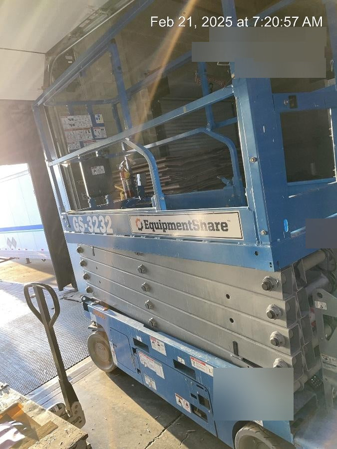 2022 GENIE GS-3232