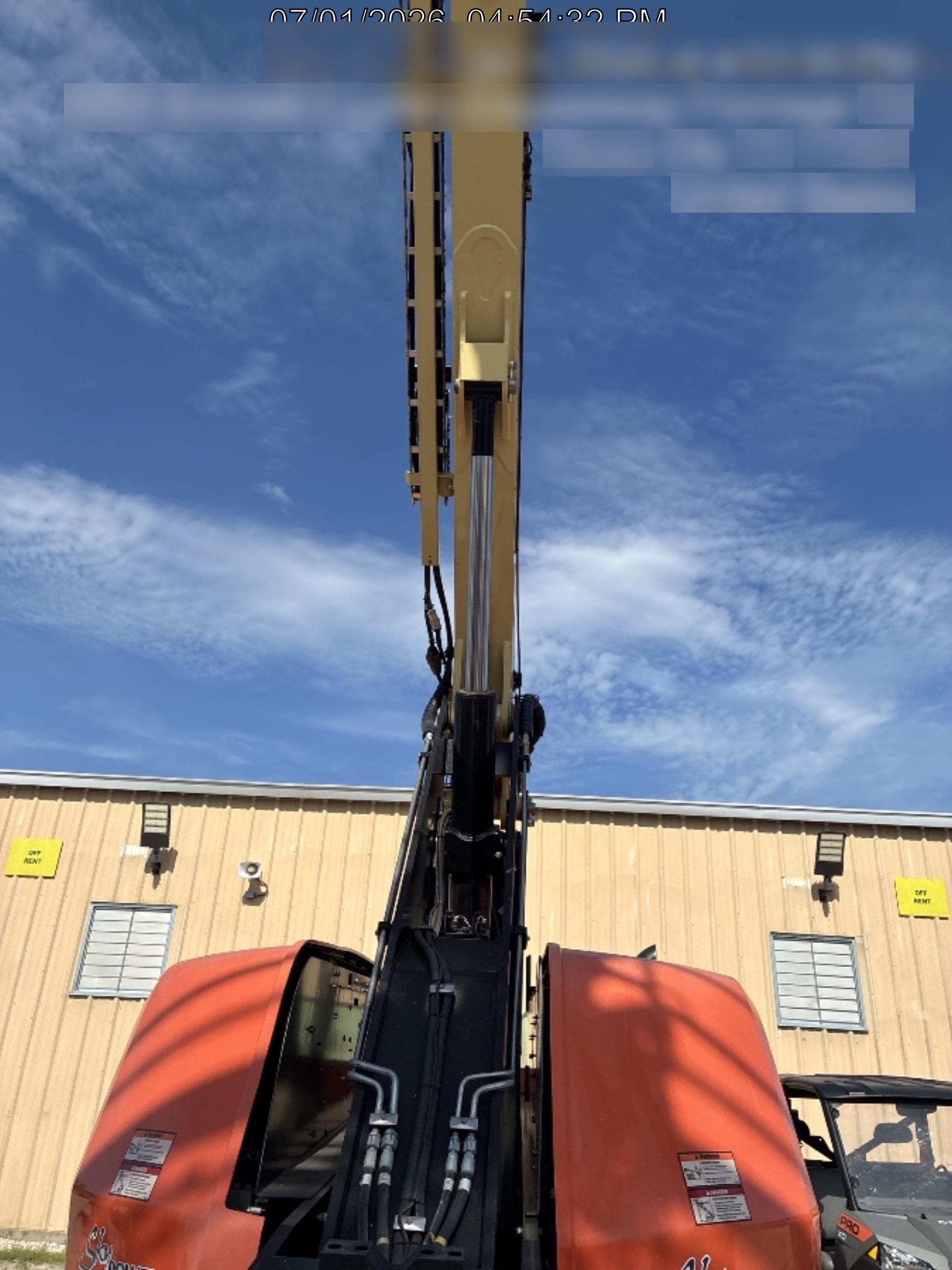 2024 JLG 660SJ