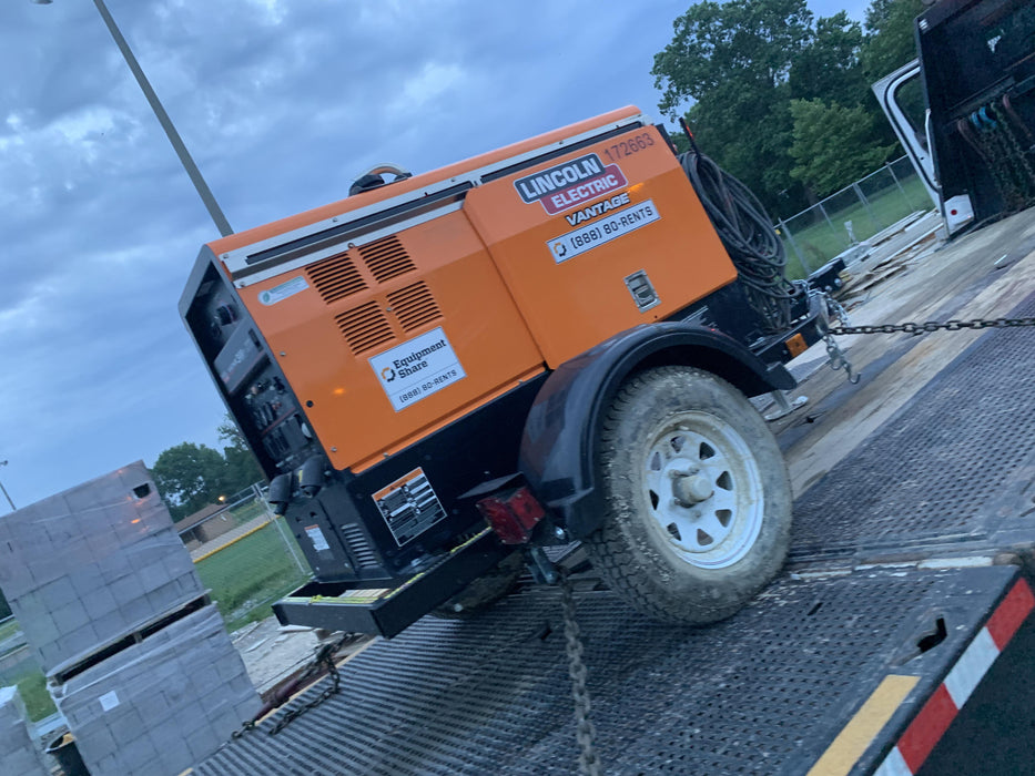 2021 Lincoln Electric Vantage 322 Vantage 322 Ready Pak 3 w/ Decals, ORANGE (includes trailer, cable rack, fender light kit) NO Telematics