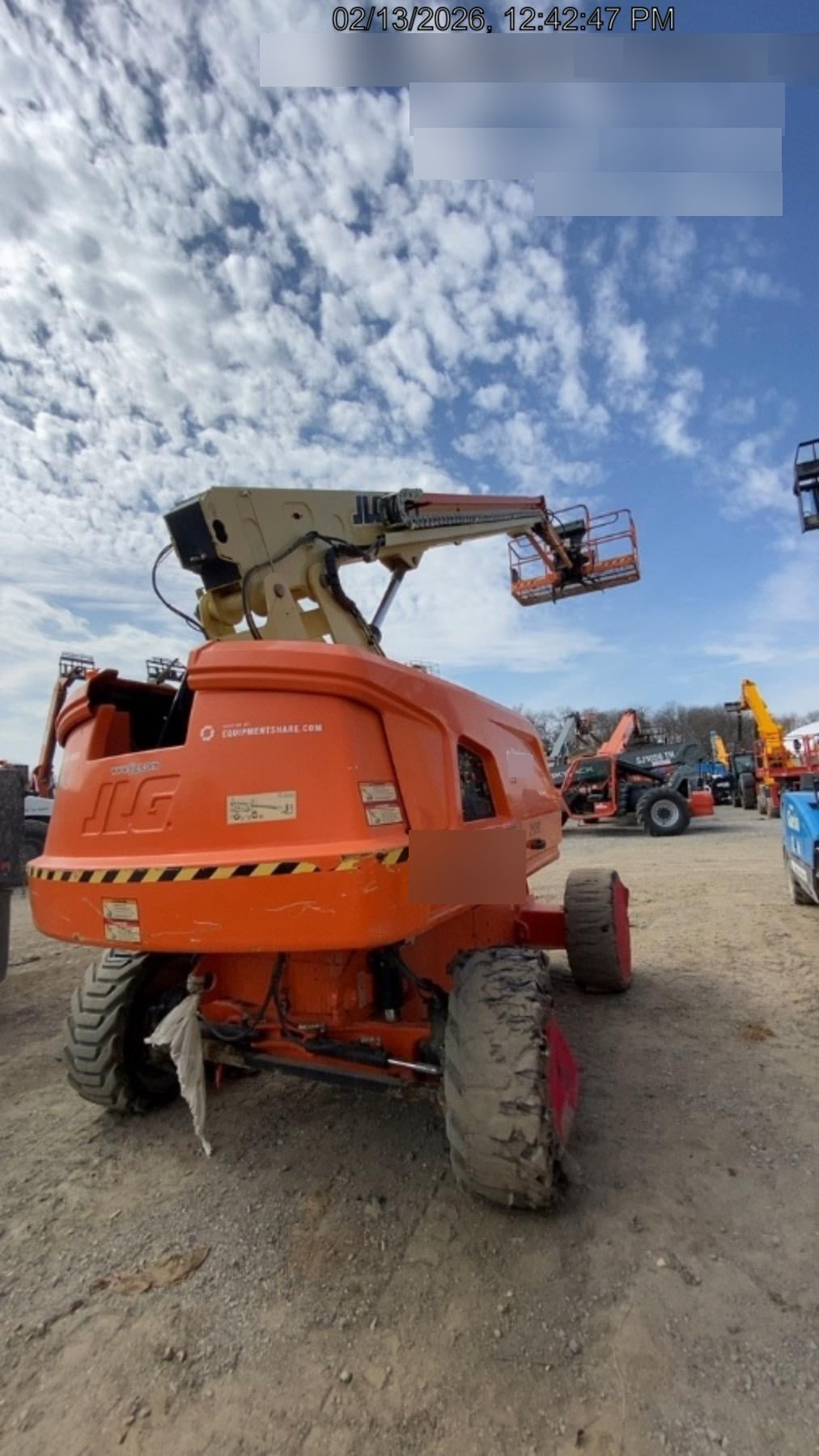 2022 JLG 660SJ