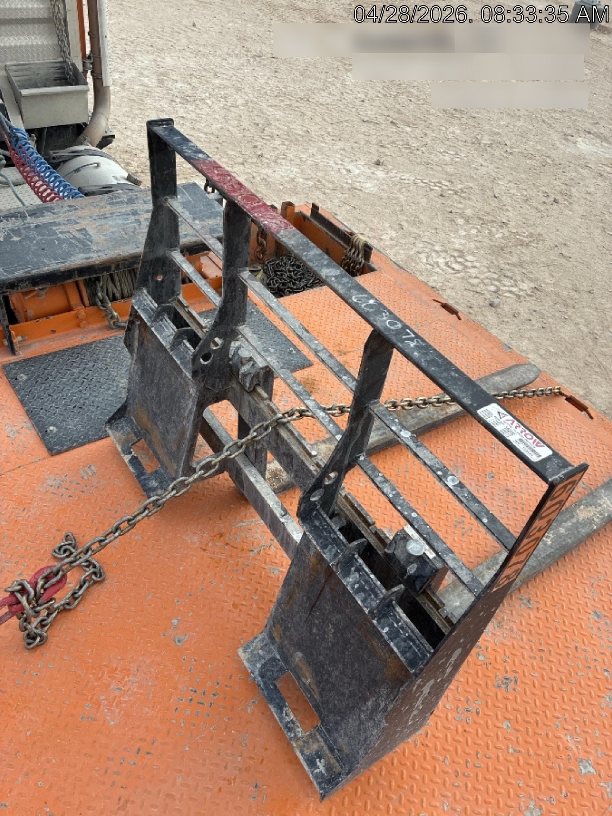2025 ARROW MATERIAL HANDLING 24" Pallet Fork Frame