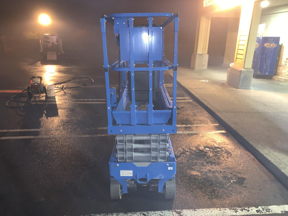 2020 Genie GS-1930 Solid Non Marking Tires, Beacon, Folding rails with half height swing gate, 800W Inverter