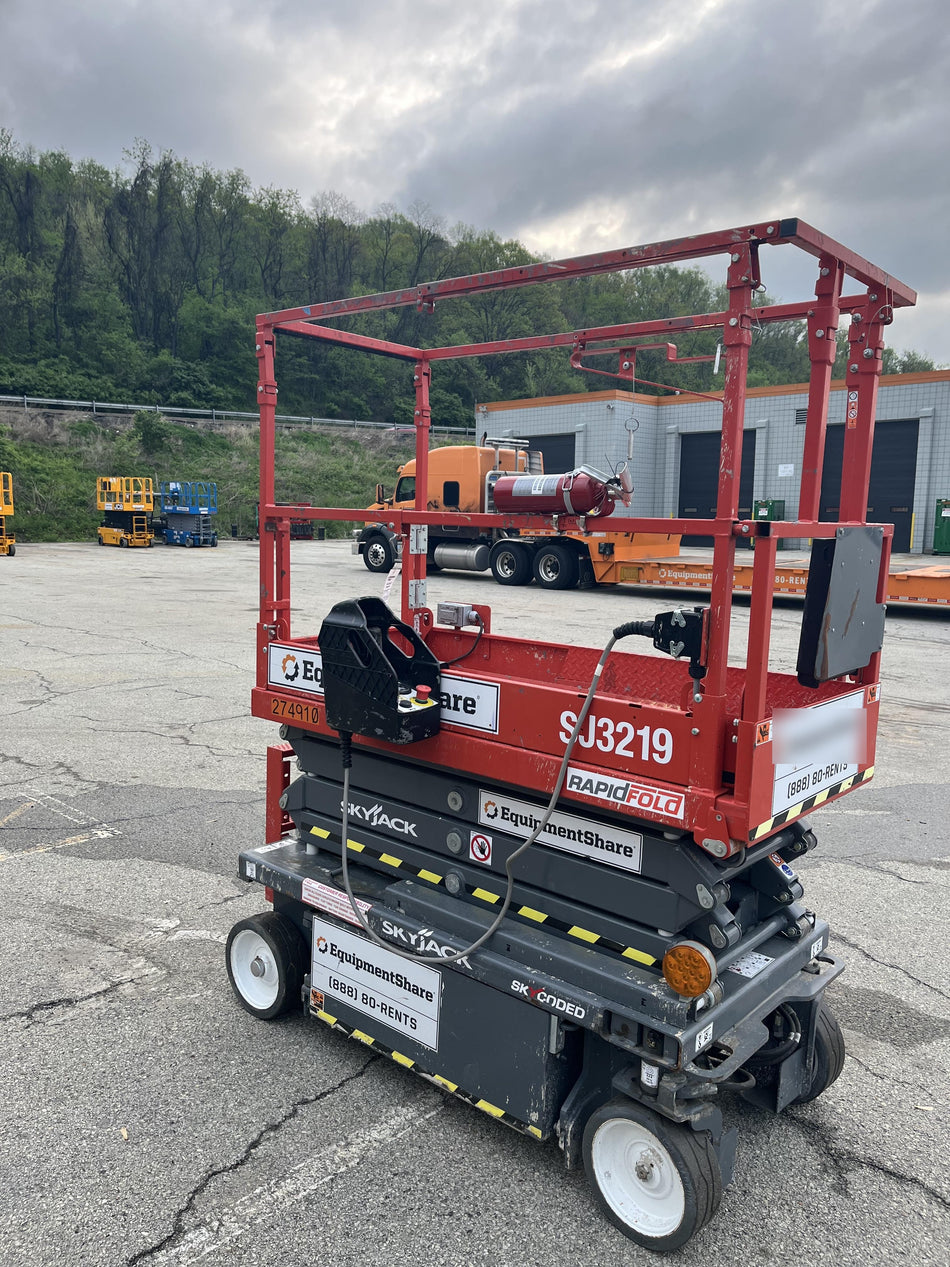 2023 SKYJACK SJ3219