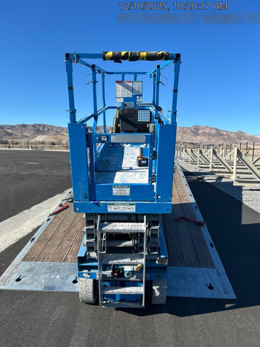 2020 Genie GS-2632 Solid NM Tires, Folding Rails with Half-Height Swing Gate, Beacon, 800W Invertor