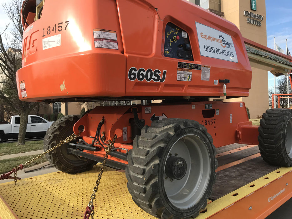 2018 JLG 660SJ