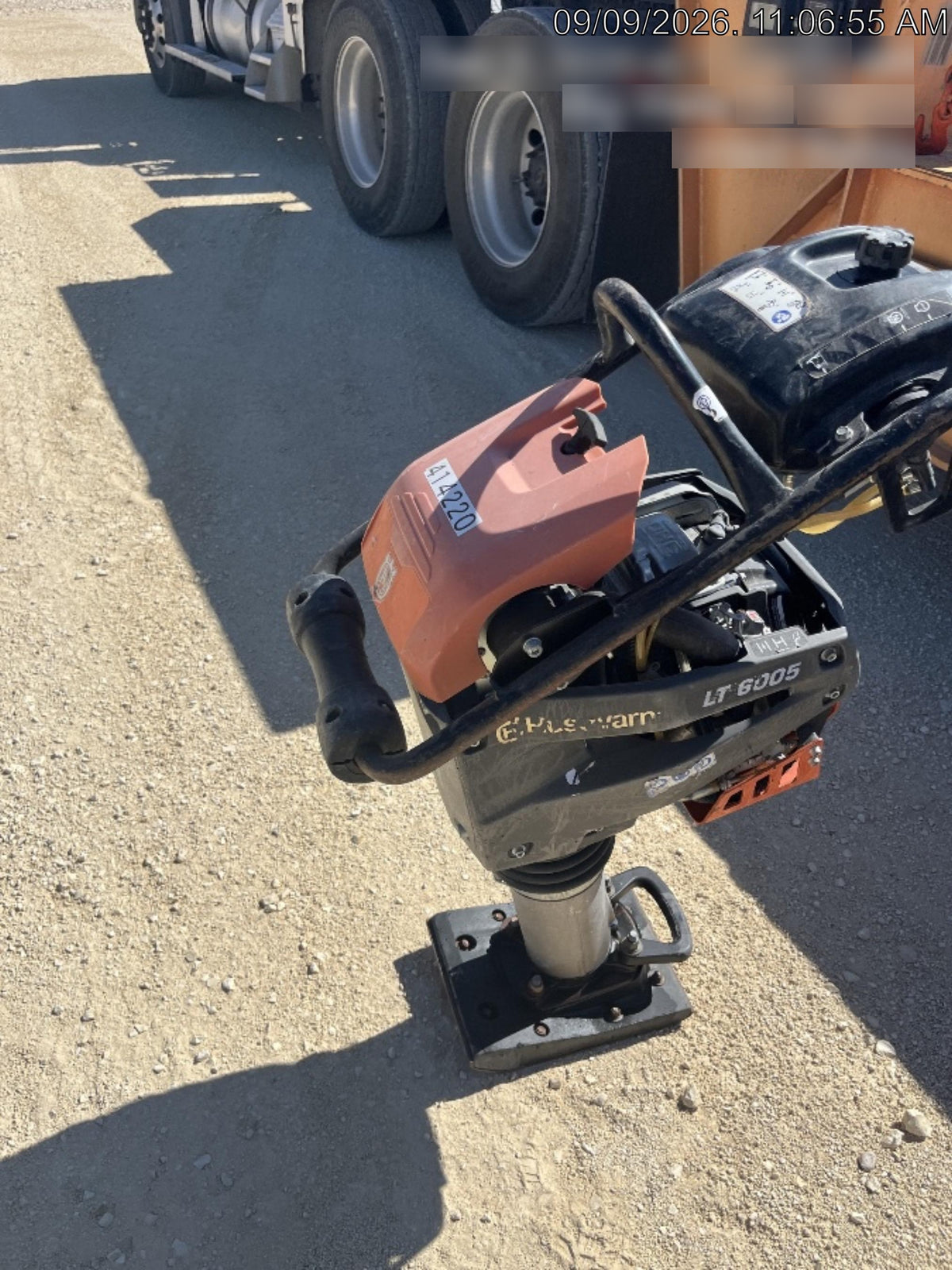 2024 HUSQVARNA LT5005