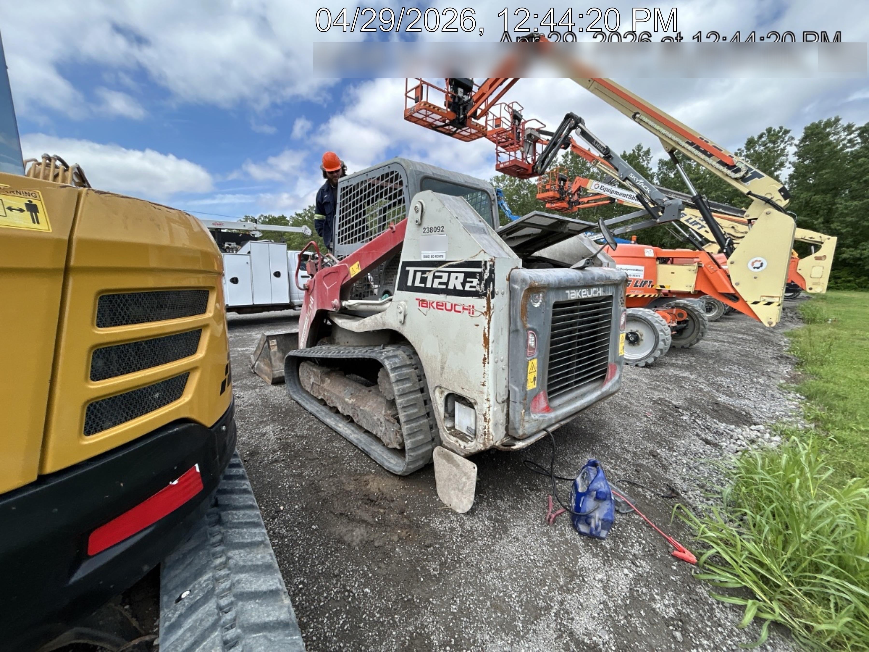 2022 TAKEUCHI TL12R2-R