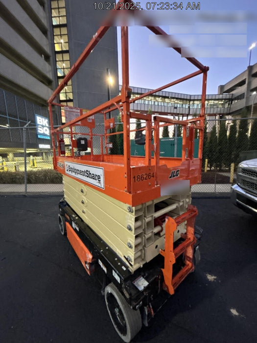 2021 JLG R3246