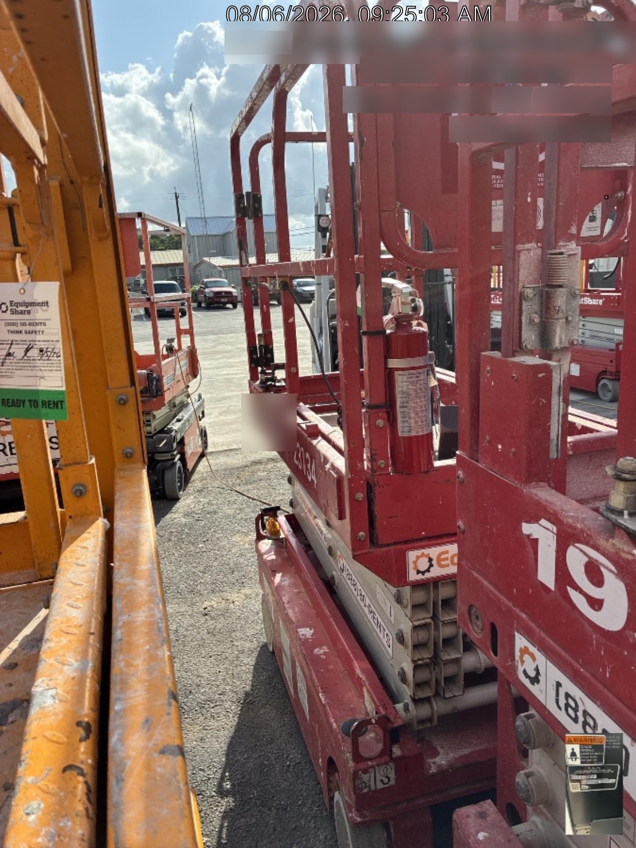 2019 MEC 1330SE MEC 1330SE w/ES Track Hardware, Full Extended 2 Year Warranty