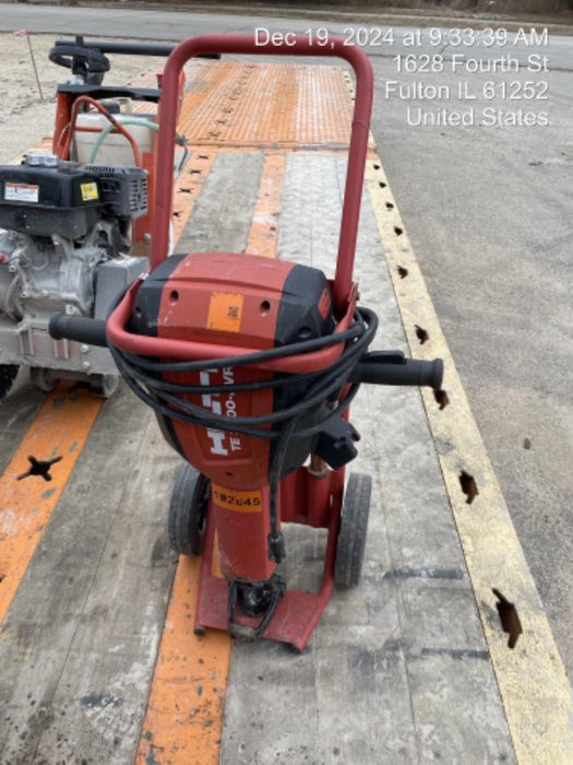 2020 HILTI TE 3000-AVR