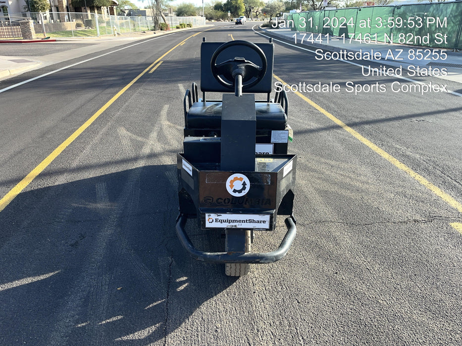 2021 Expeditor Expeditor 3 wheel Expeditor, Steering Wheel, Solid Non marketing tires, Ball Hitch, Front bumper, Painted Black