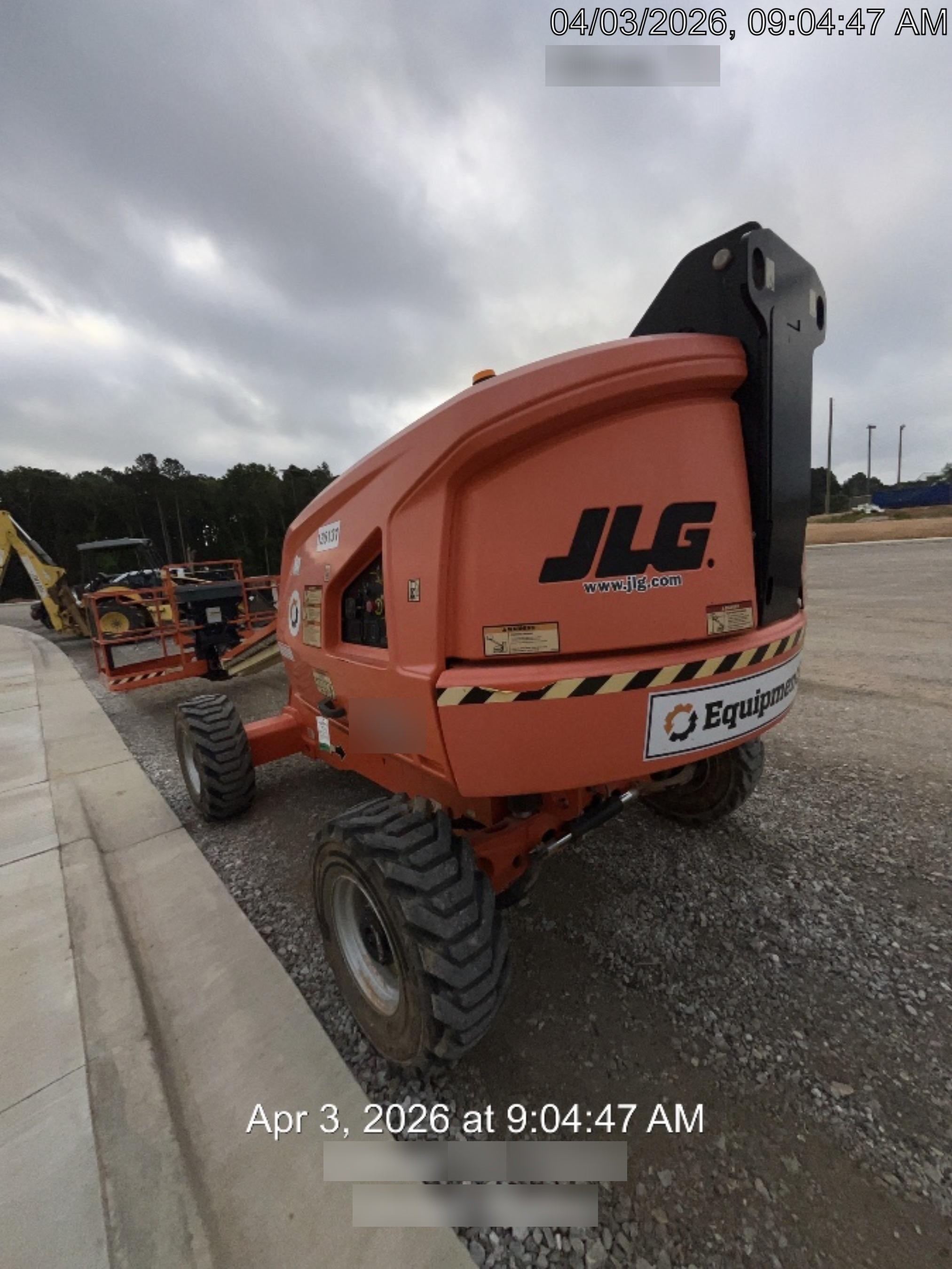 2021 JLG 400S