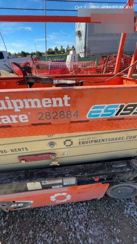 2022 JLG ES1932