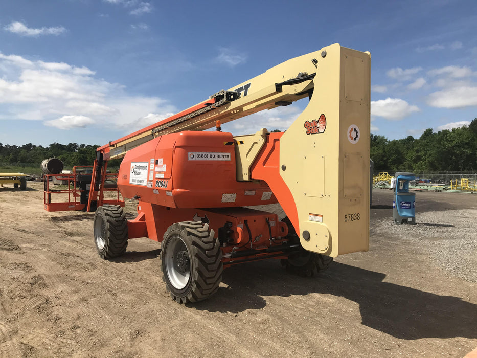 2019 JLG 800AJ