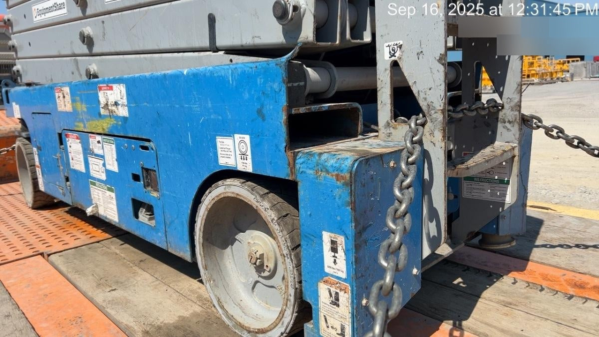 2016 Genie GS-3232 Genie 3232 Scissor Lift