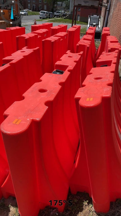 2023 HOUSTON BARRICADE WFB42