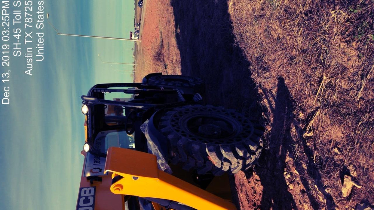 2019 JCB 510-56 Canopy, 74 HP, Solid Tires, STD Worklight, Beacon, Aux Hydraulics, Lifting Eye, Back up Alarm w/66" Carriage/60" Forks