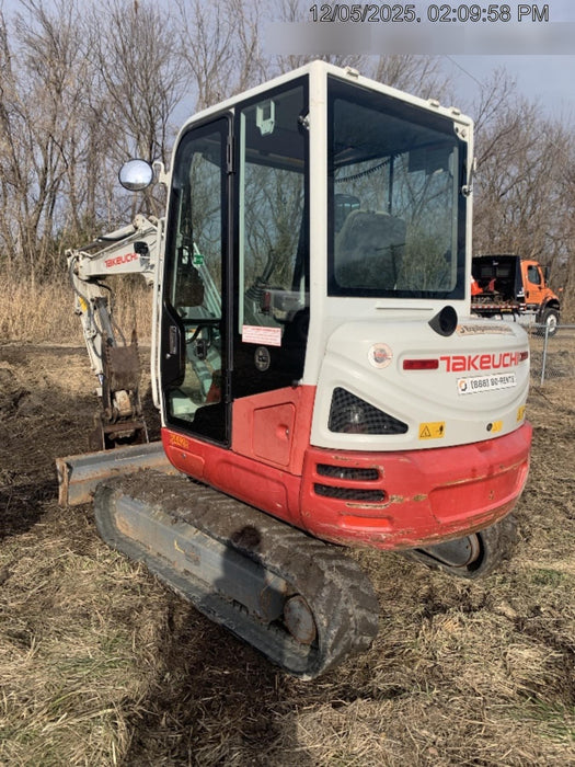 2020 TAKEUCHI TB235-2CR