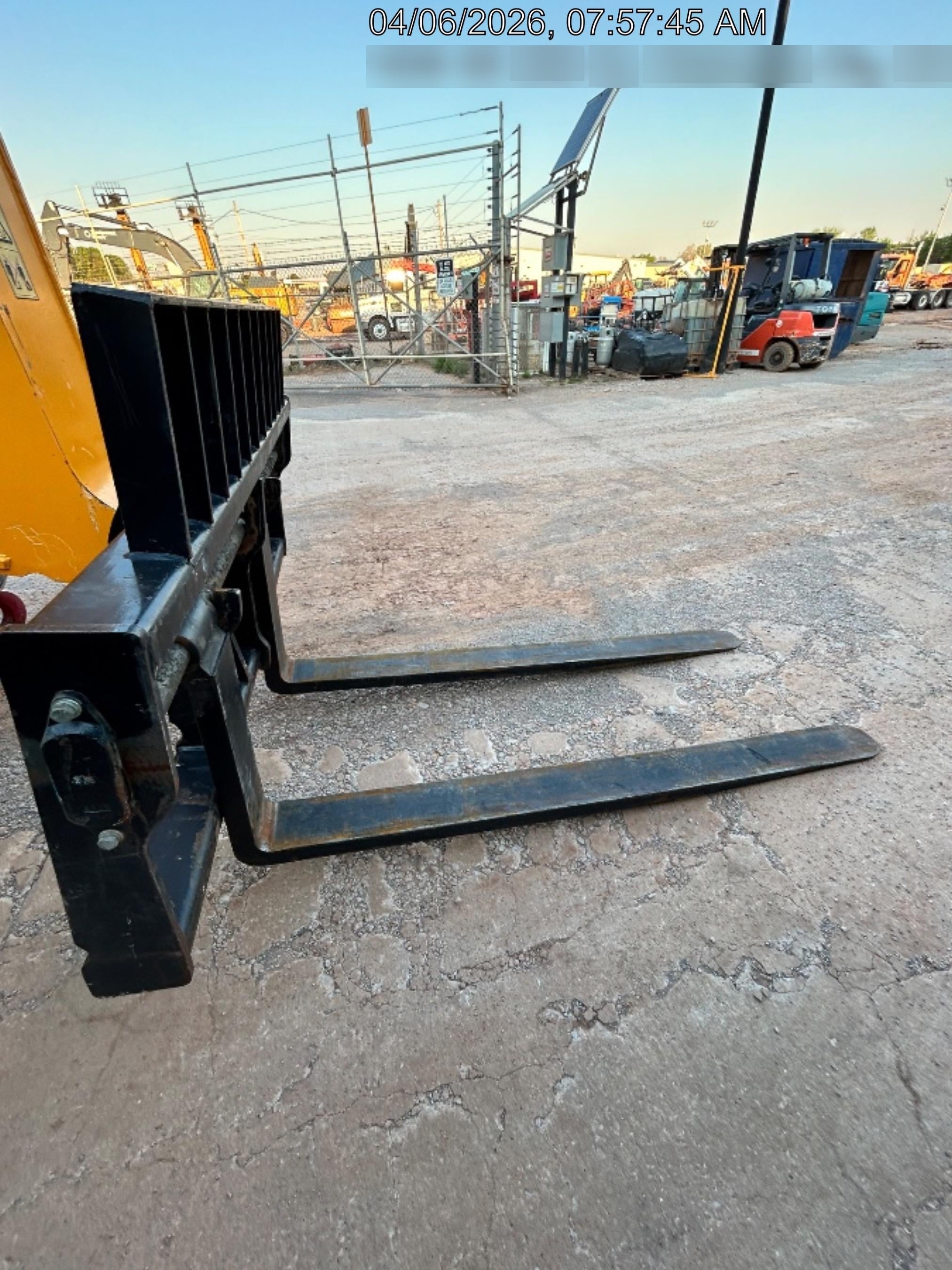 2023 JCB 510-56