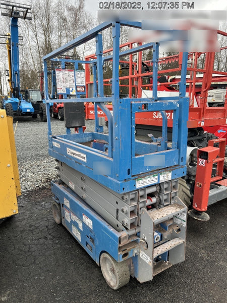 2020 Genie GS-1930 Solid Non Marking Tires, Beacon, Folding rails with half height swing gate, 800W Inverter