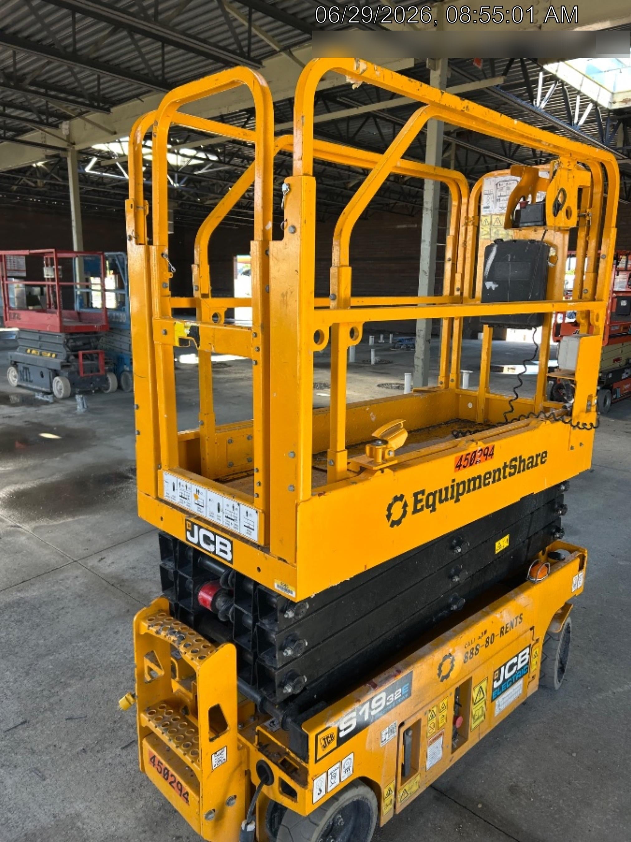 2024 JCB S1932E