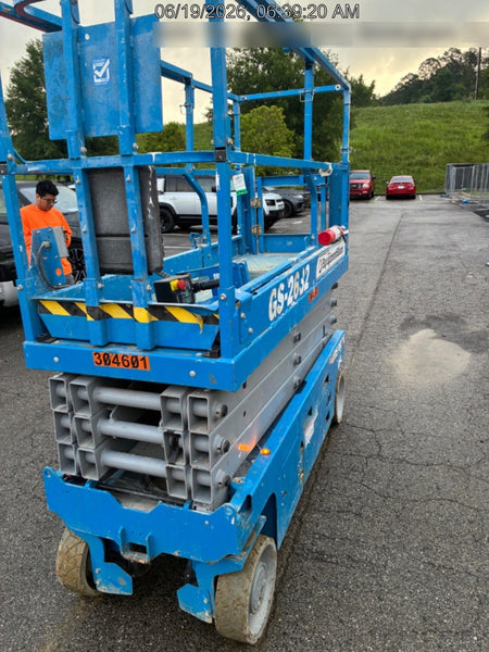 2023 GENIE GS-2632
