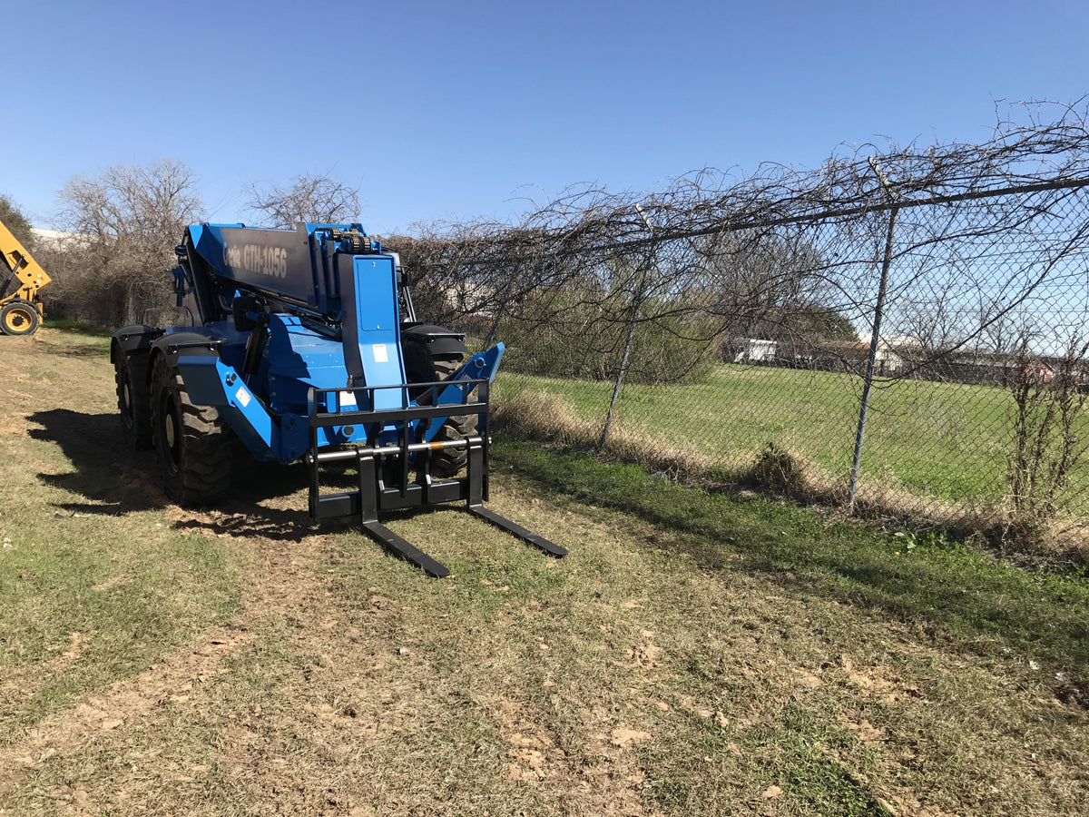 2017 GENIE GTH-1056