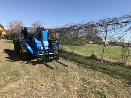 2017 GENIE GTH-1056