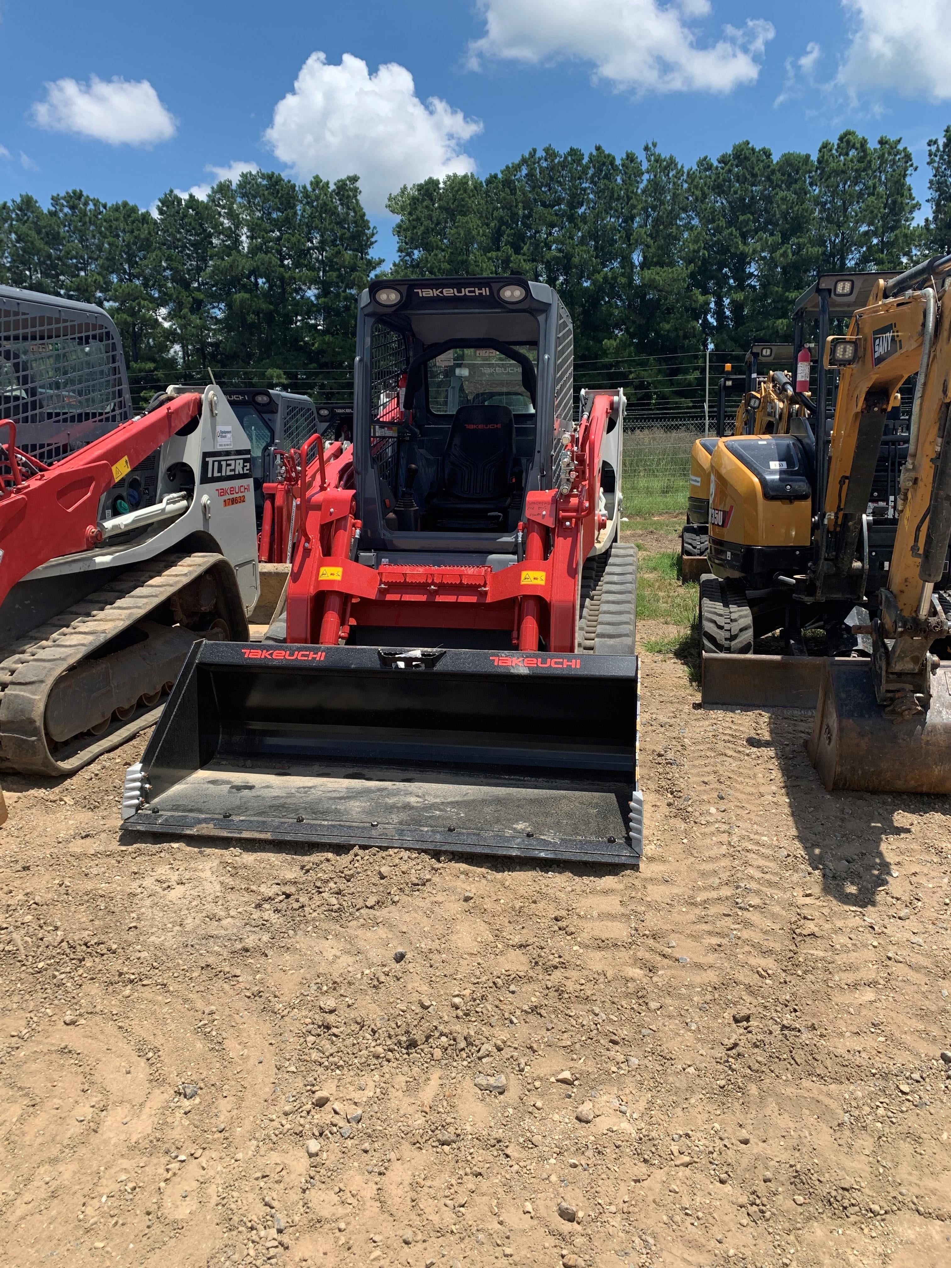 2022 TAKEUCHI TL12R2-R