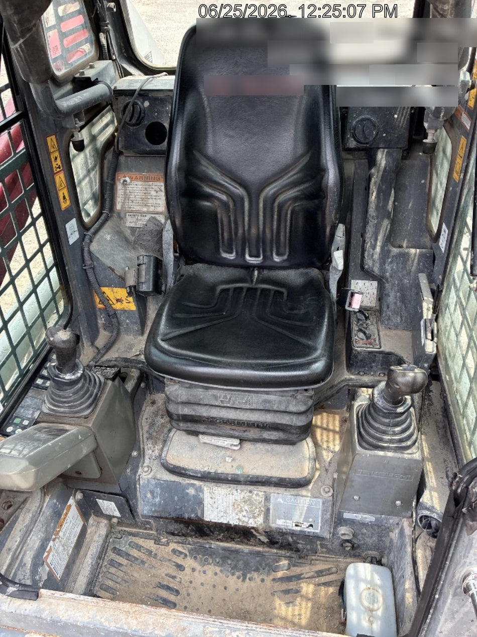 2019 Takeuchi TL8 Cab, Heat/AC, Defroster, 15" Wide Rubber Tracks, Back-up Alarm, Front & Rear Working Lights, Auxiliary Hydraulics, Two-Speed Travel, Electronic Monitoring System, Hydraulic Universal Quick Hitch 76" HD Dirt Bucket with 8 Teeth, 20.3 cubic feet Capacity