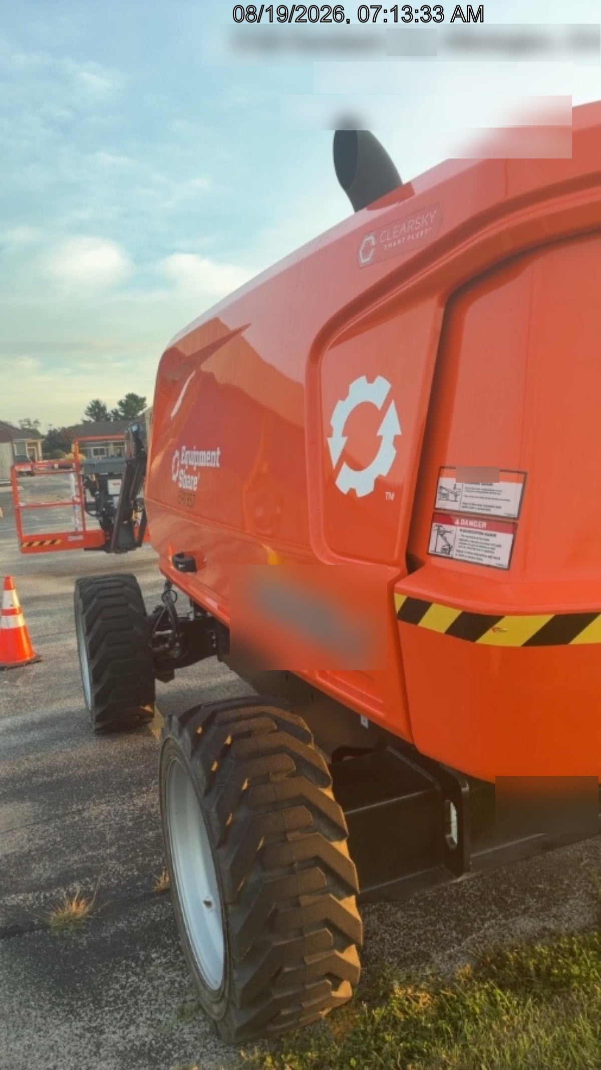 2025 JLG 660SJ