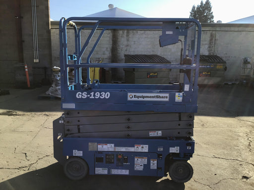 2019 Genie GS-1930 Half Height Swing Gate, 800W Inverter