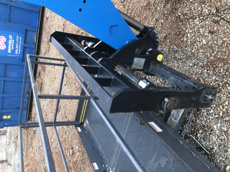 2019 Genie GTH-1056 Cab/Heat/AC, FF Tires, LED Work Lights, Beacon 60" QA Carriage, 60" Forks