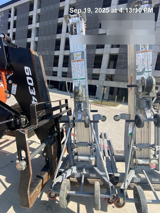 2020 GENIE SLC-24
