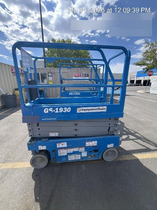 2019 Genie GS-1930 Fixed rails with chain Entry