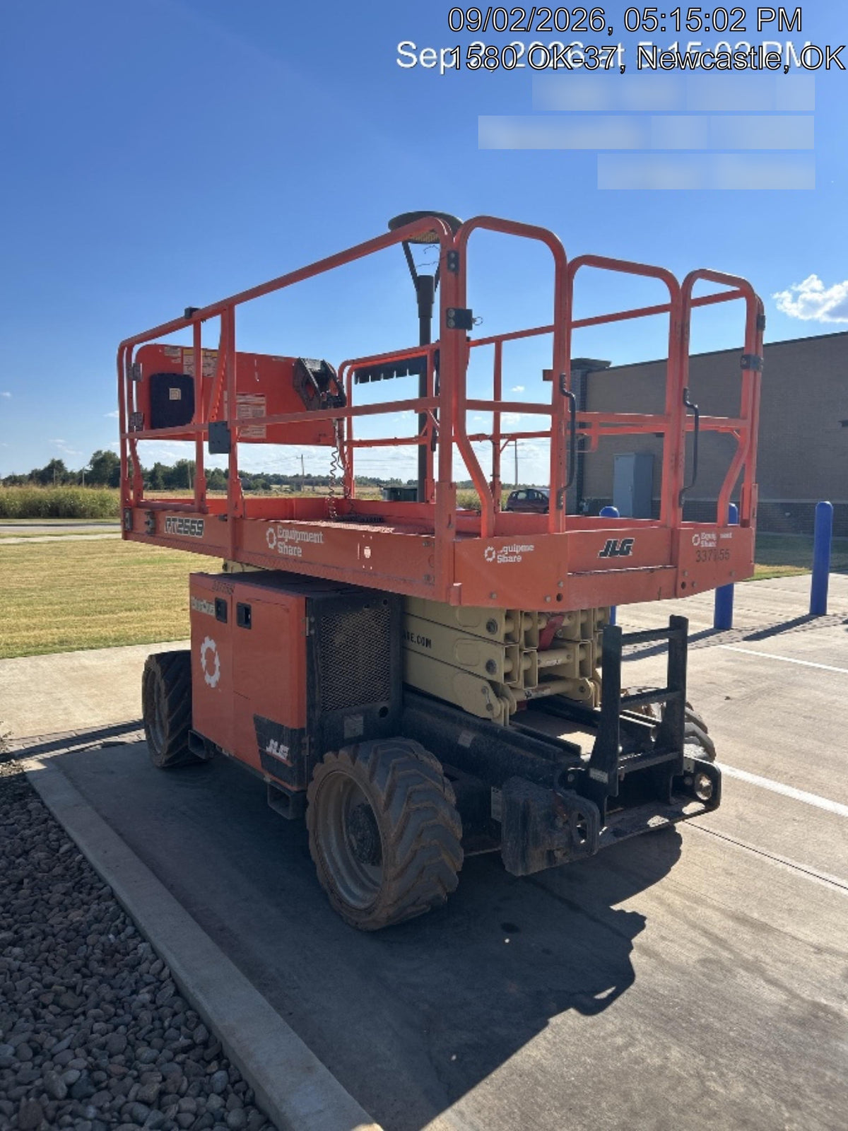2023 JLG RT2669