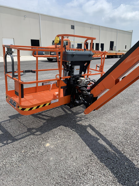 2022 JLG R3246
