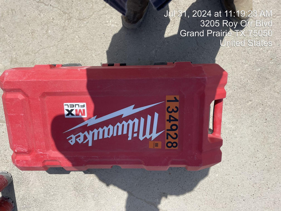 2021 MILWAUKEE MXF301-2CP