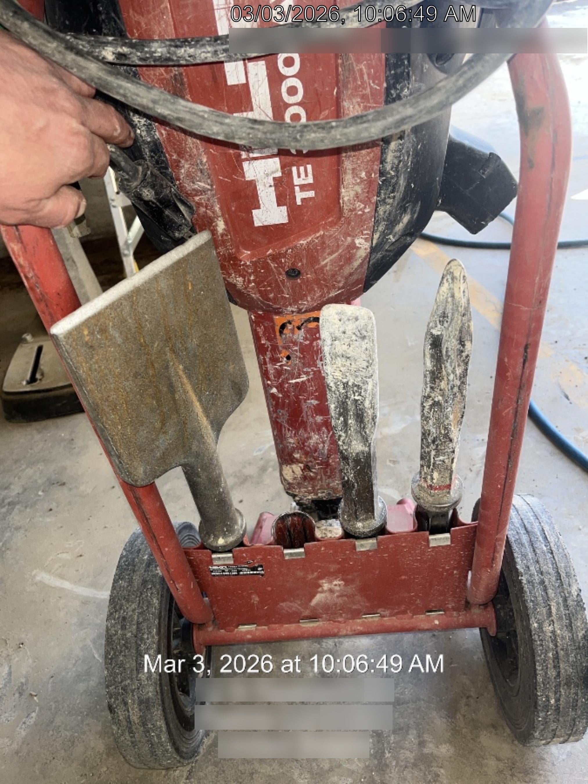 2020 HILTI TE 3000-AVR